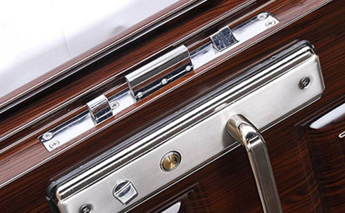 广东24小时上门开锁公司